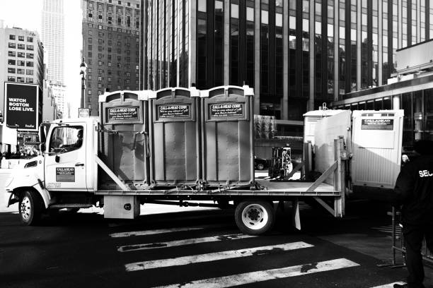 Portable Toilet Options We Offer in Cambridge, MN